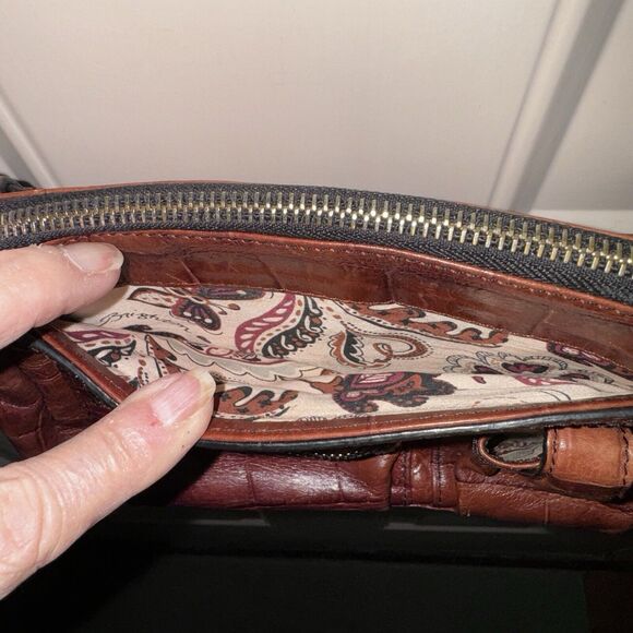 Brighton Adjustable Crossbody Small Brown Croc Embossed Purse Bag Organizer - Picture 3 of 10